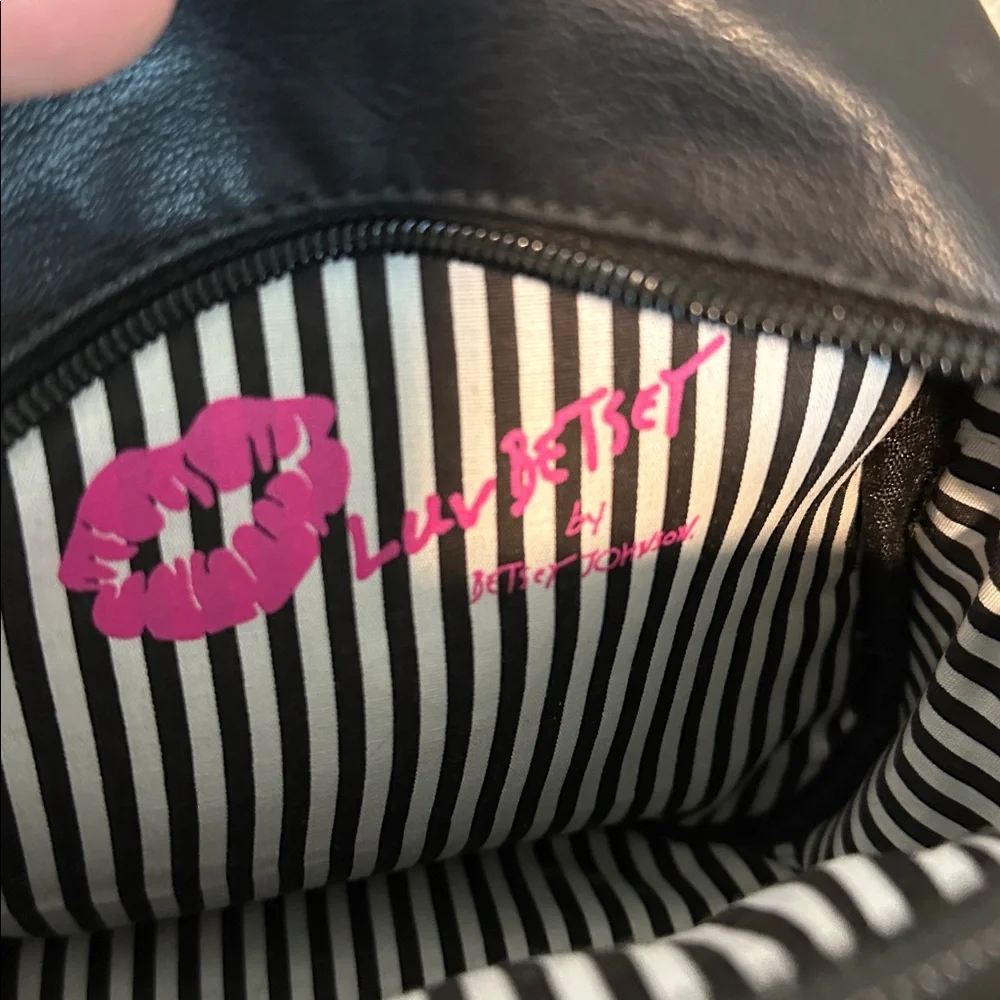 Betsey Johnson Black Sequin mini bag/purse- like new - Picture 4 of 8